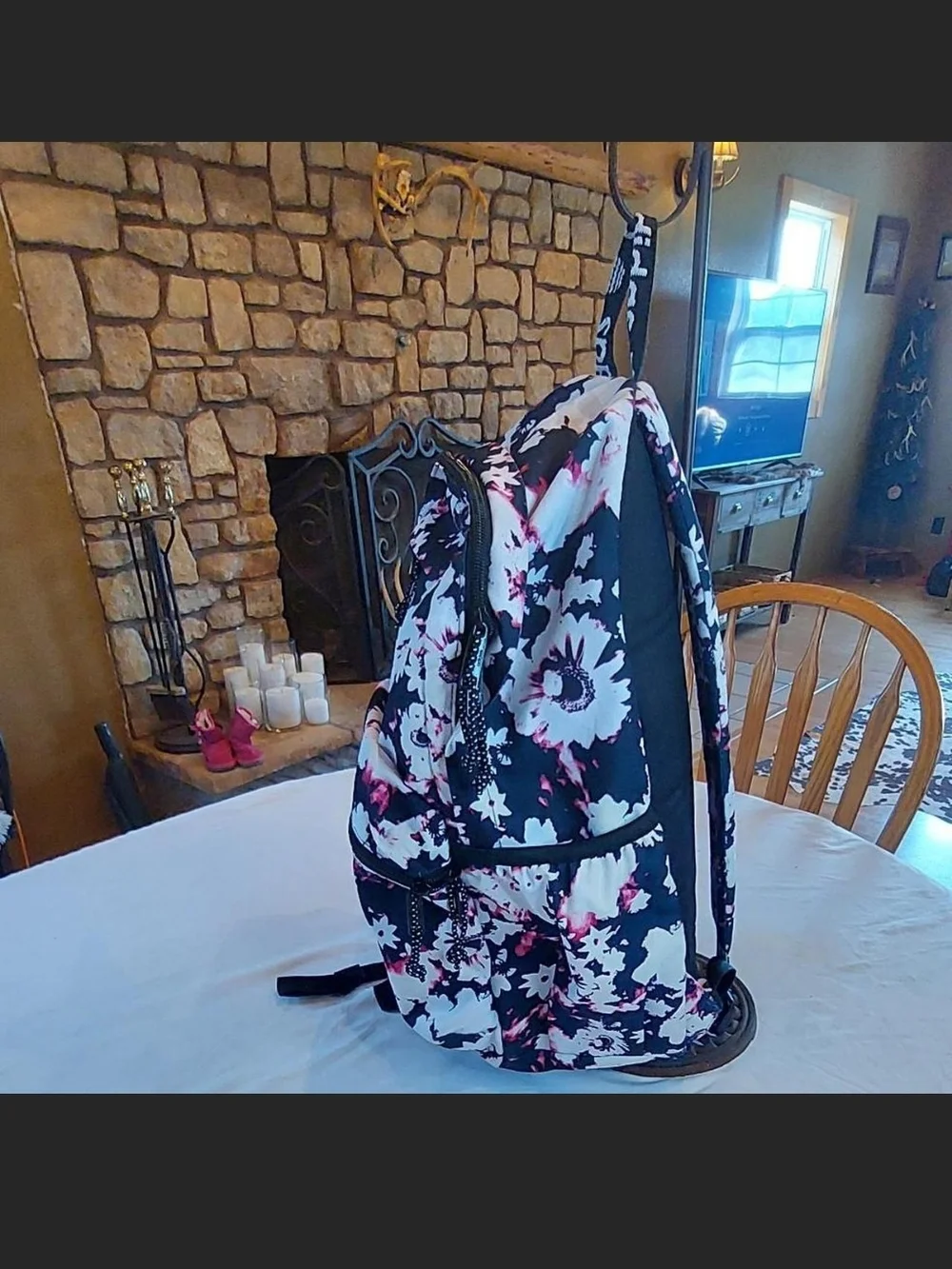 adidas Originals Trefoil 2.0 Pink Floral Backpack - Like New